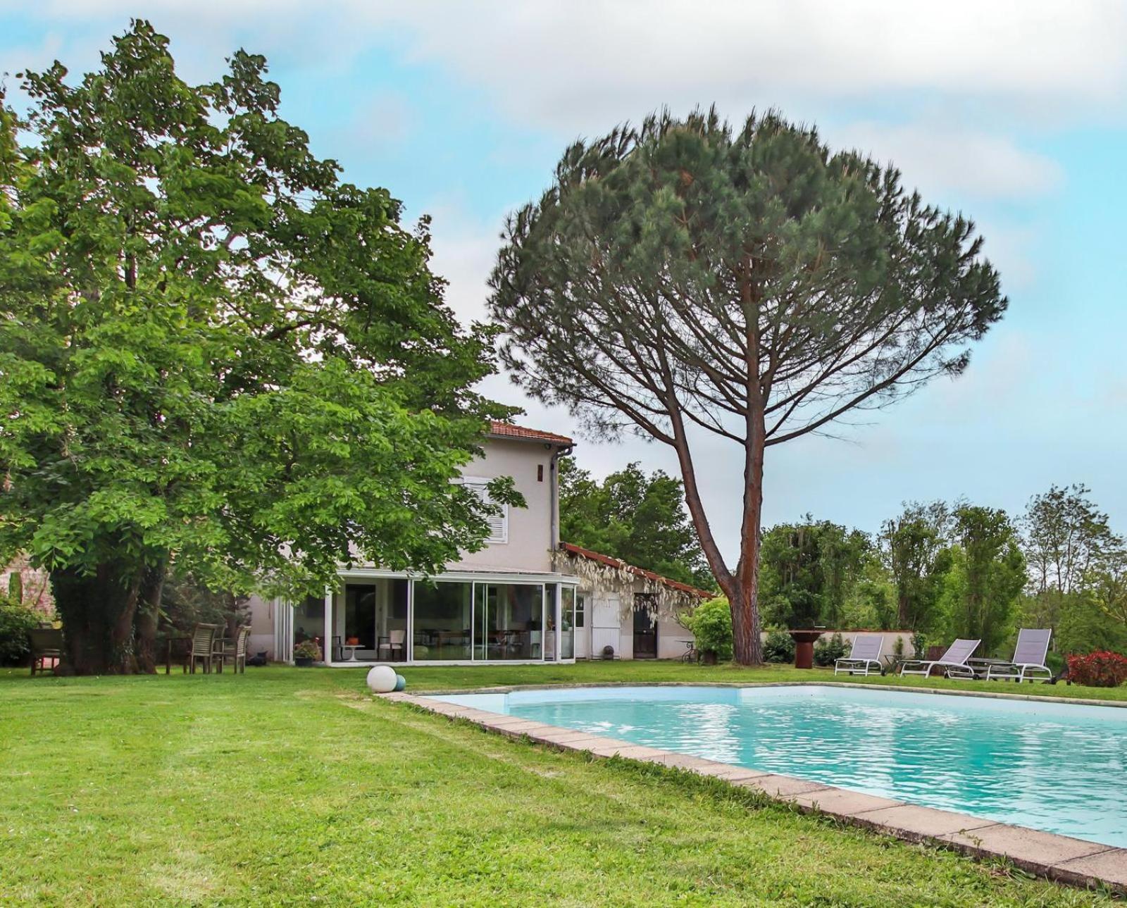 Domaine D'Aromm - Chambres D'Hotes & Gites - Piscine, Etangs & Animaux - Au Calme Ouches Εξωτερικό φωτογραφία